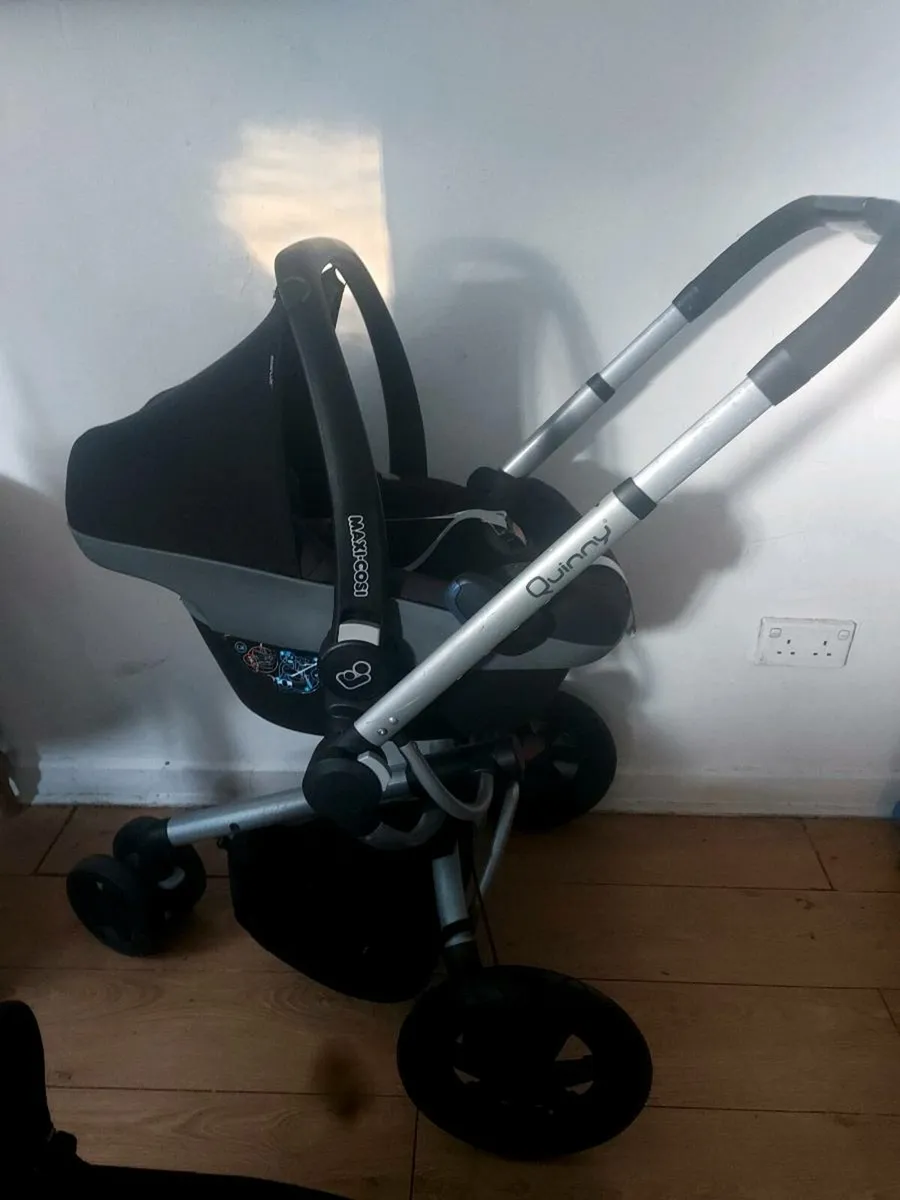 Quinny buzz travel system - Image 4