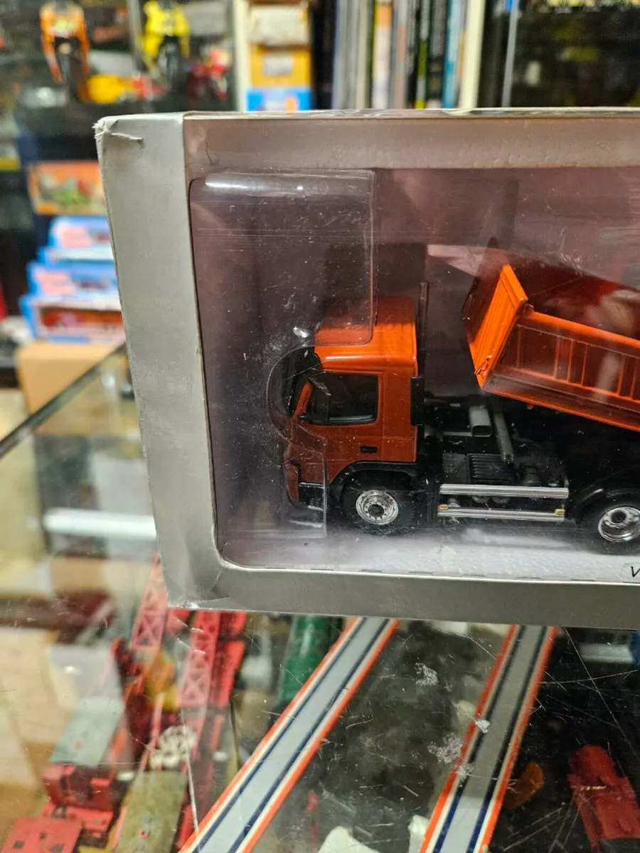 Corgi Motorart Volvo Tipper Truck 1.50 - Image 2