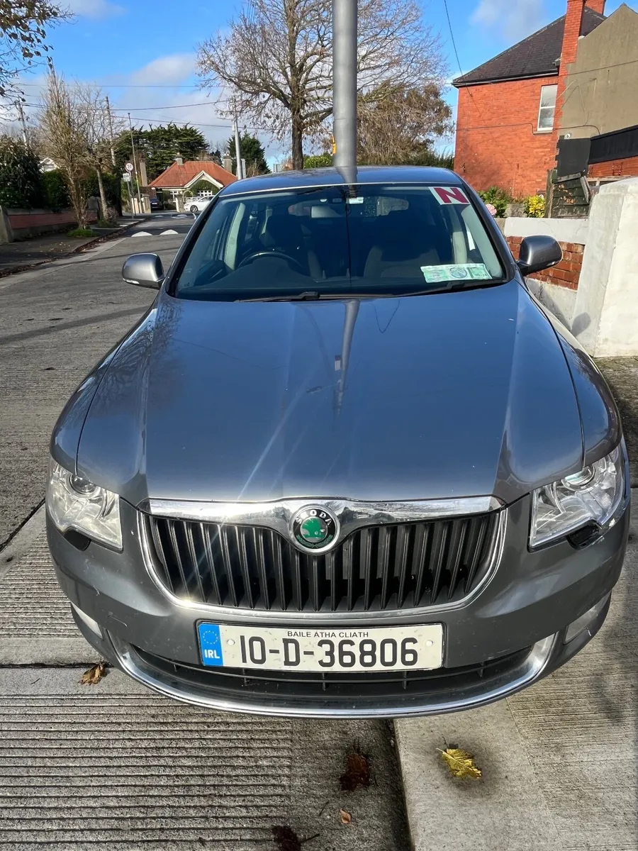 Skoda Superb 2010 - Image 1