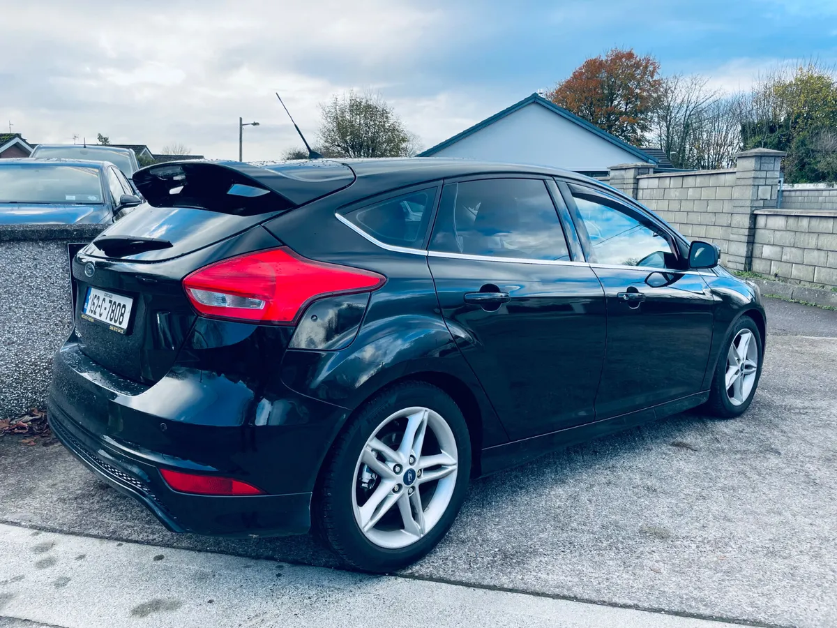 Ford Focus Zetec tdci - Image 2