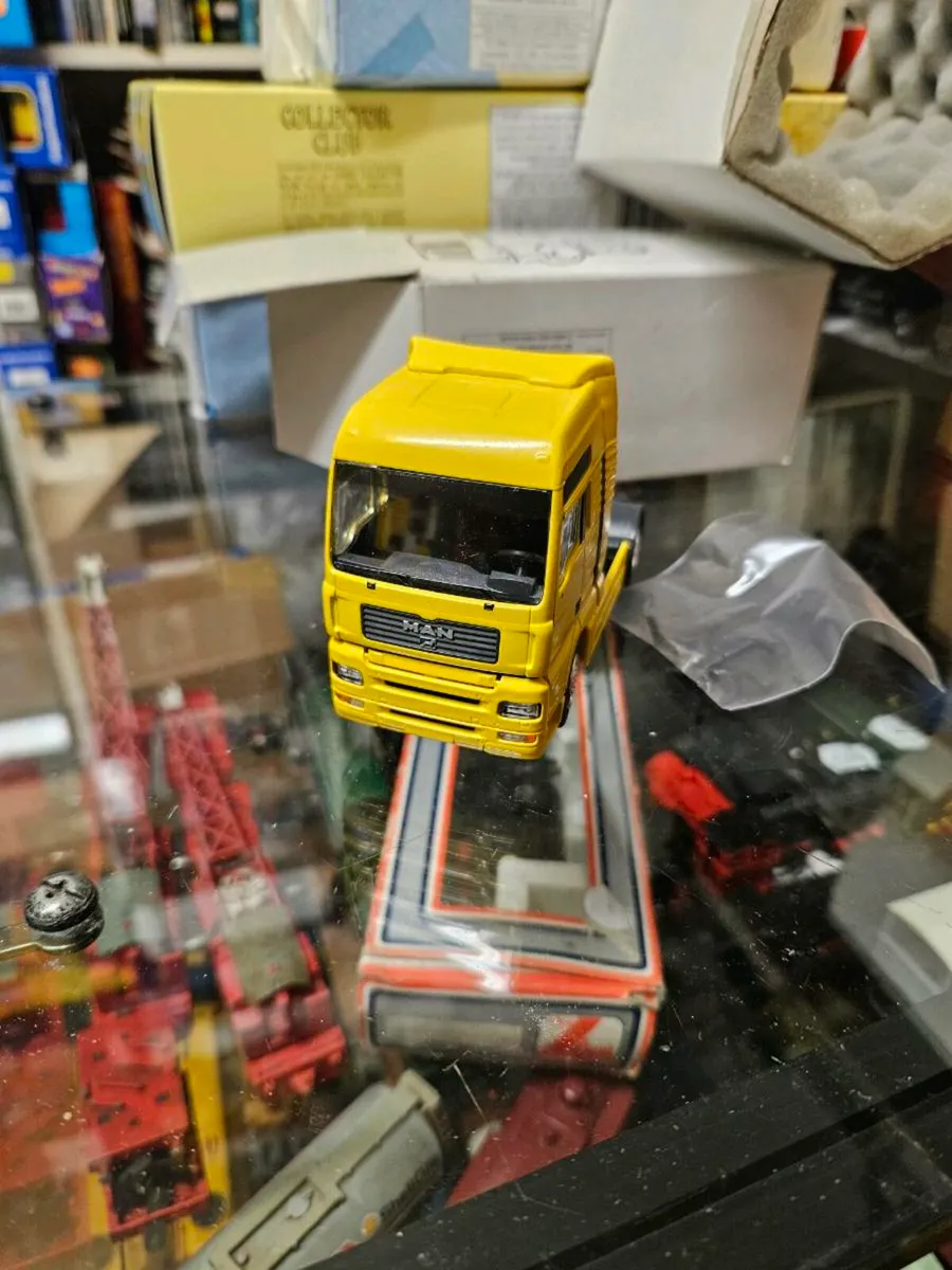 Corgi Conrad MAN Tractor Unit 1.50 - Image 1