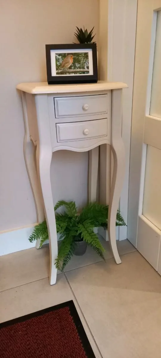 French style side/hall/ bedside table - Image 2