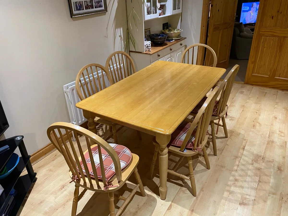 Dining Room Table & Chairs - Image 2