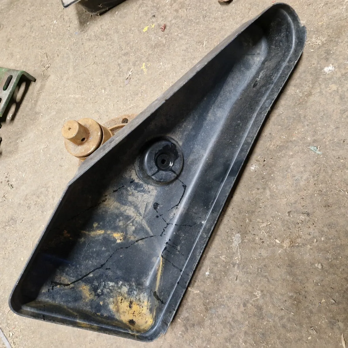 Bale Wrapper  parts. - Image 4