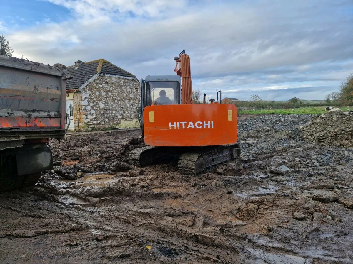 6 ton Hitachi - Image 4