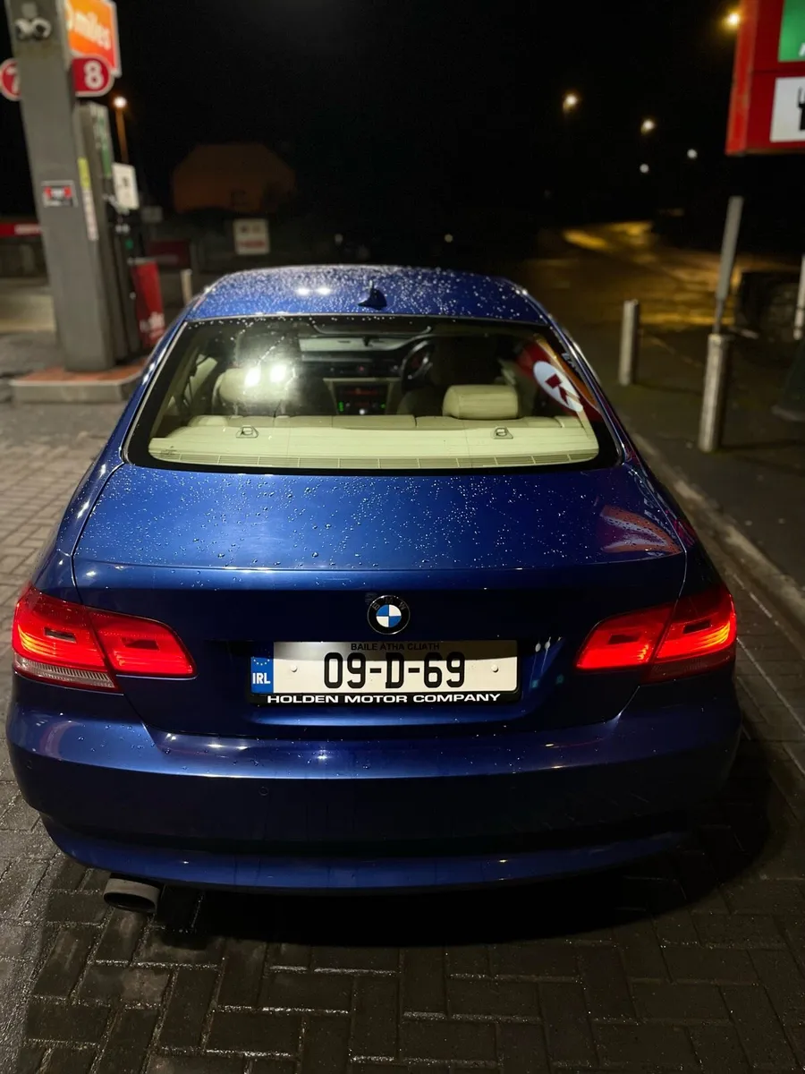 Bmw 3 series 320i e92 - Image 4