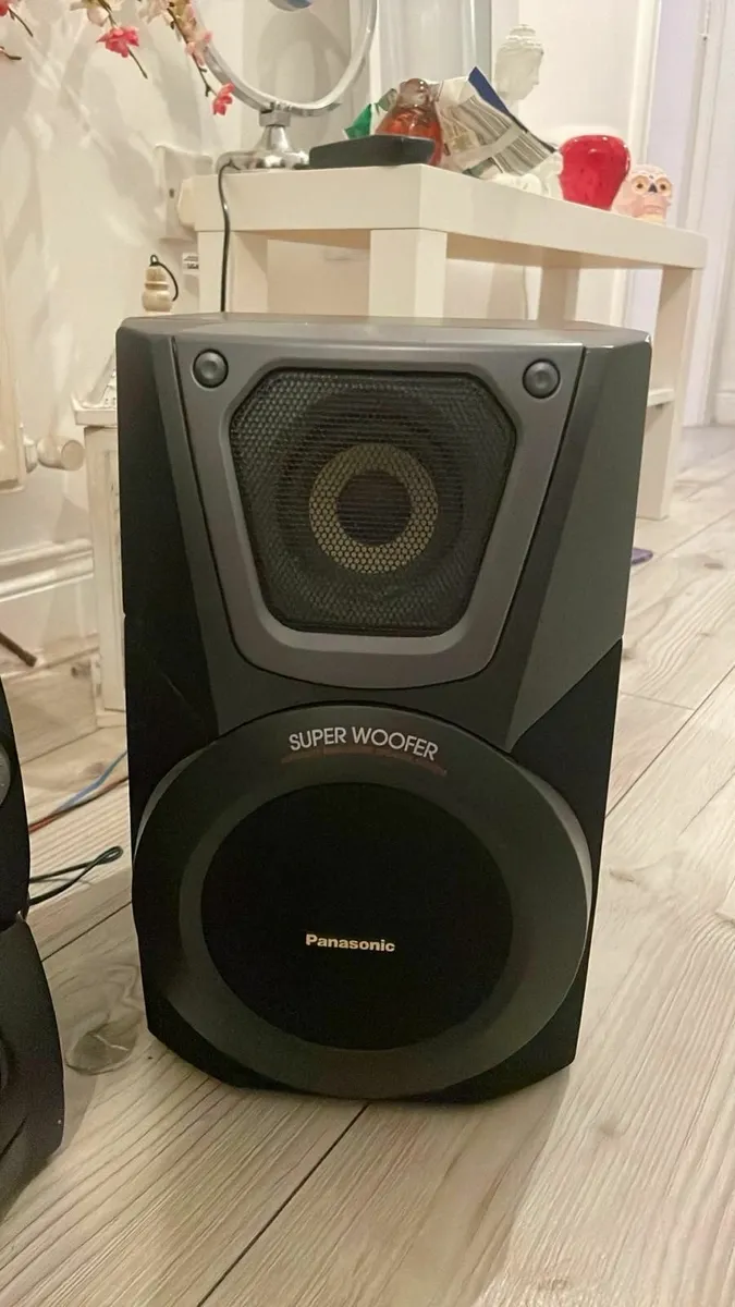 Speakers - Image 1