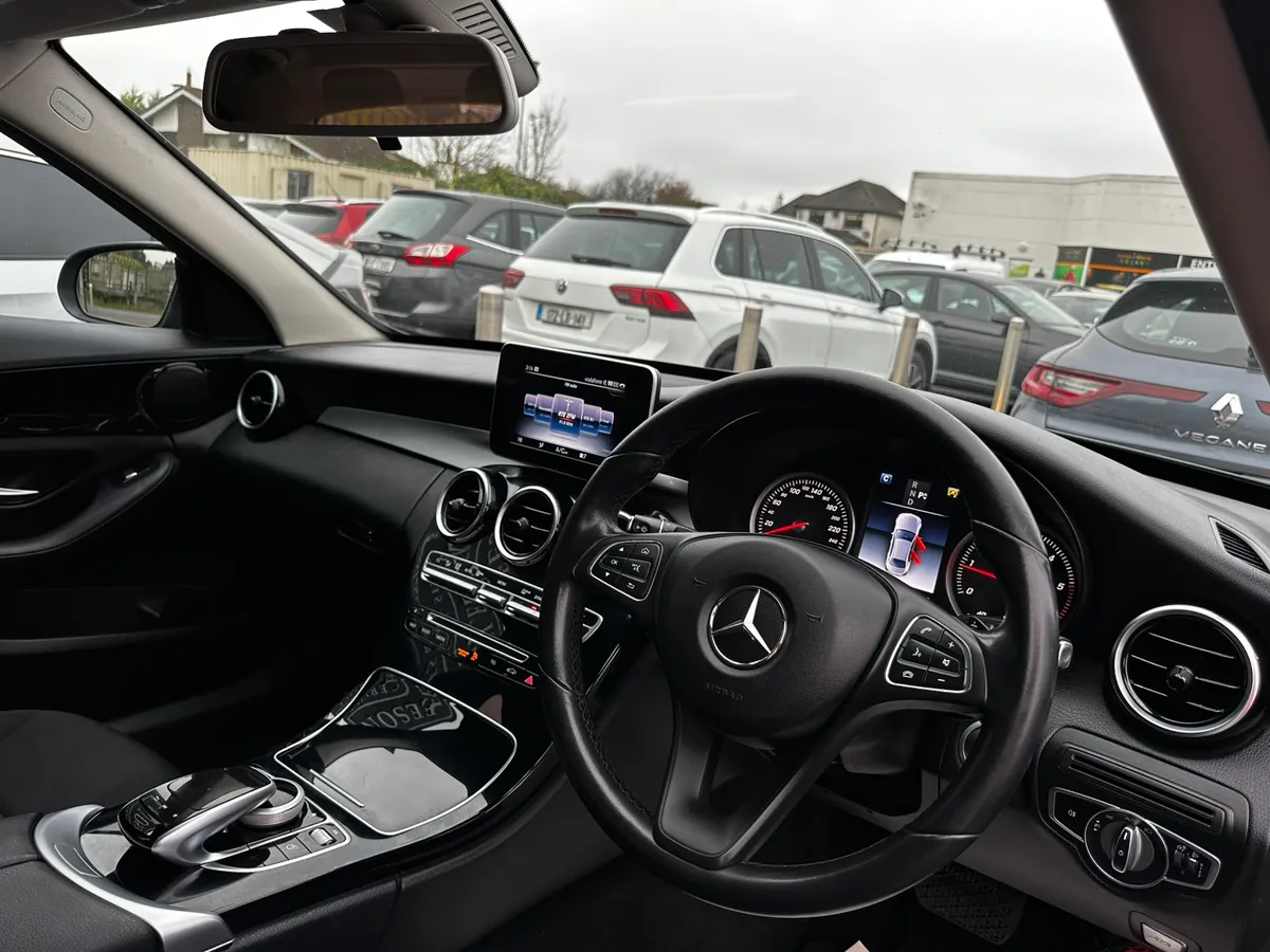172 Mercedes C Class C180 Diesel Automatic - Image 4