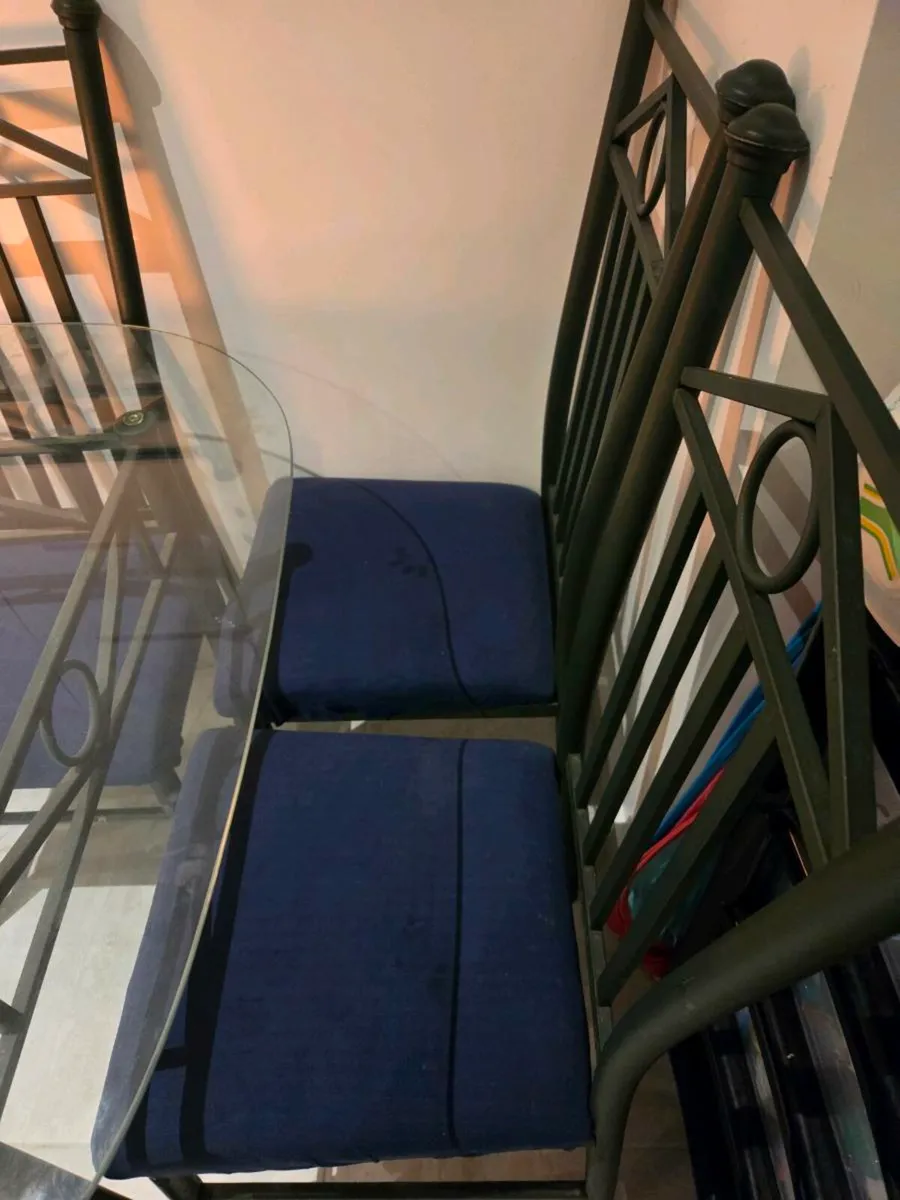 Kitchen Table with 4 Chairs - Image 4