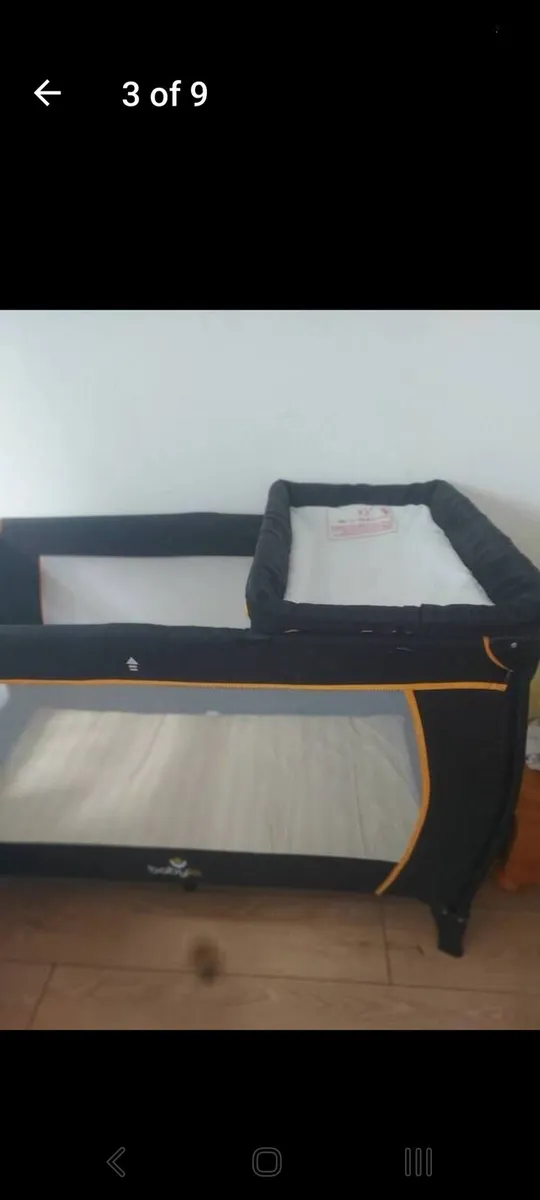 Babylo travel cot with changer - Image 2