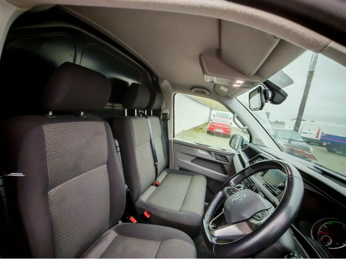 VOLKSWAGEN TRANSPORTER ETRANSPORTER - Image 2