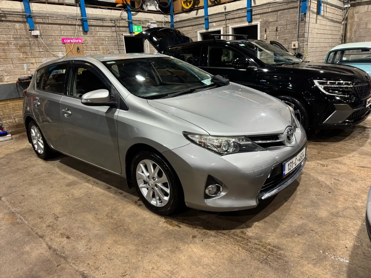 2013 Toyota Auris d4d automatic - Image 1