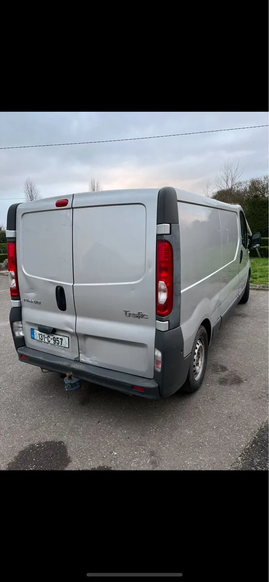 Renault traffic - Image 3