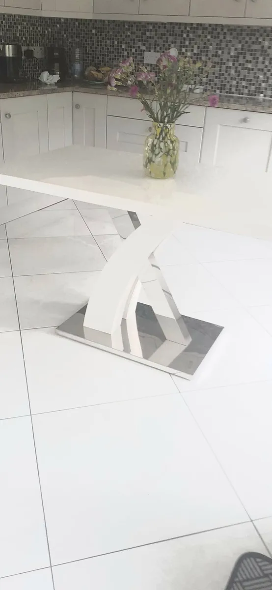 White High Gloss Dining Table - Image 2