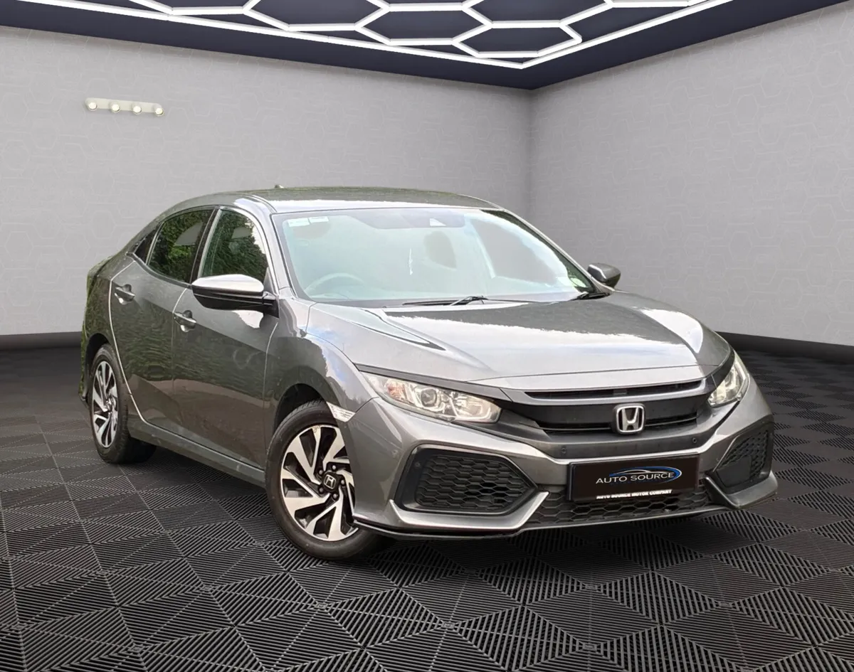 Honda Civic 2017 *NCT 07-27* - Image 1