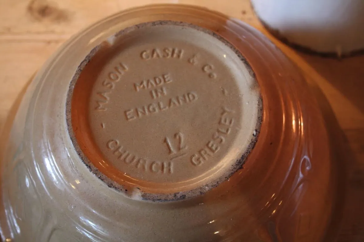 Vintage Mason & Cash Mixing Bowl - Image 3
