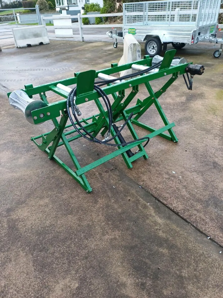 Hartnett Hydraulic Log Lifter - Image 1