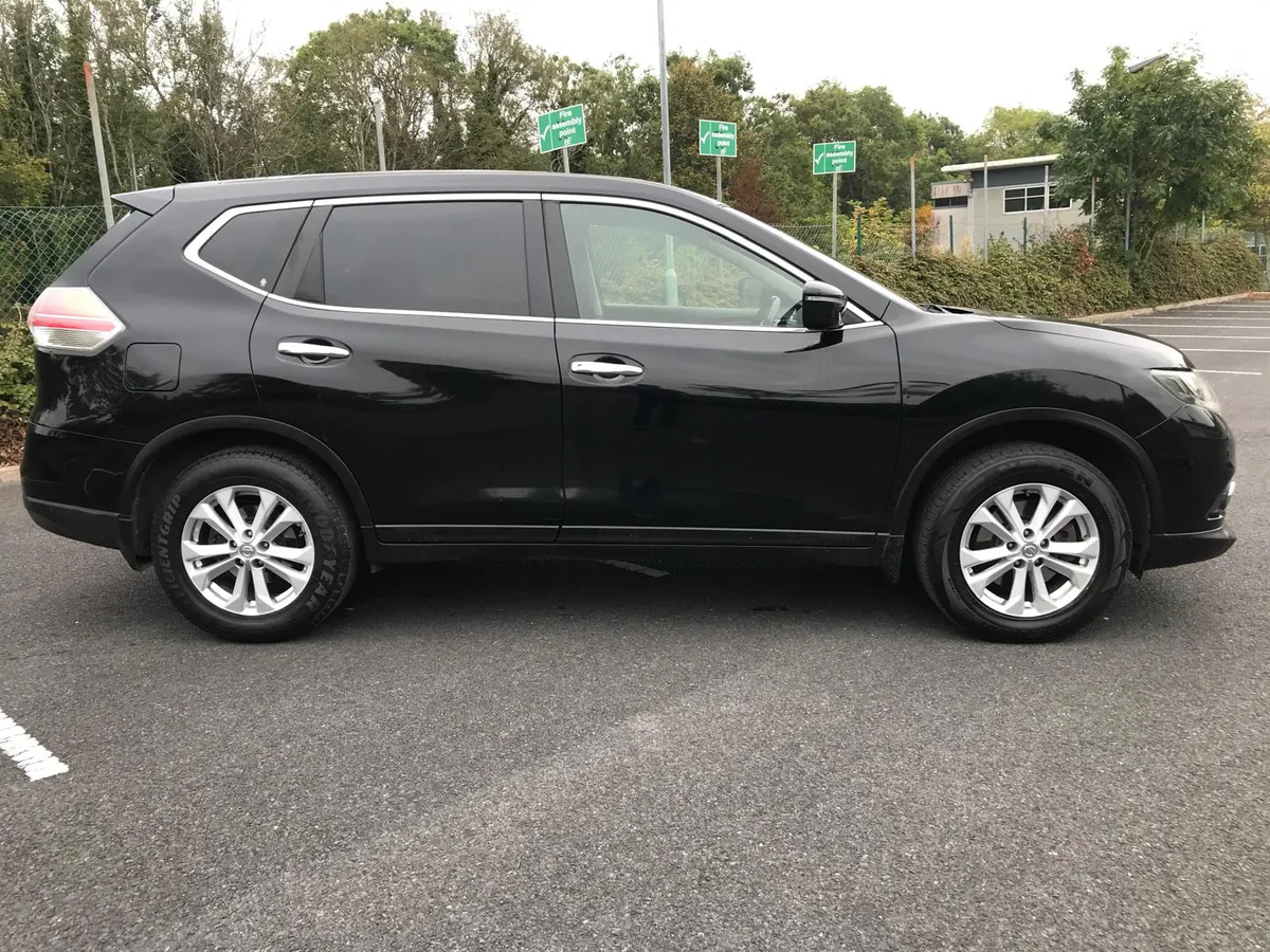 2017 NISSAN XTRAIL 1.6D 7 SEATER GLASSROOF - Image 2