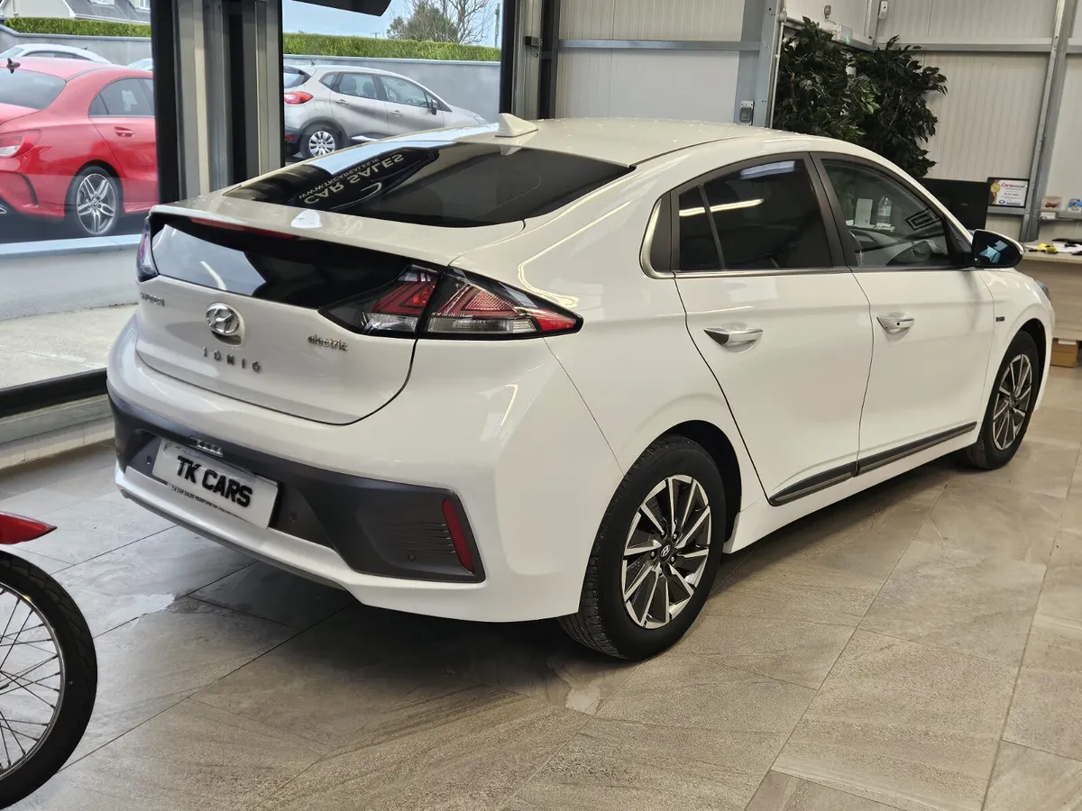 201 HYUNDAI IONIQ PREMIUM FULLY ELECTRIC 38.3 kWh- - Image 2