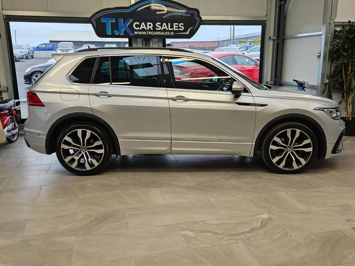 211 VOLKSWAGEN TIGUAN R-LINE - Image 2