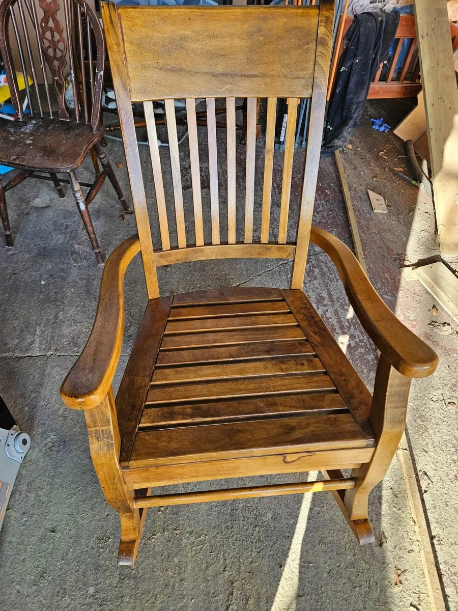 Rocking chair - Image 2