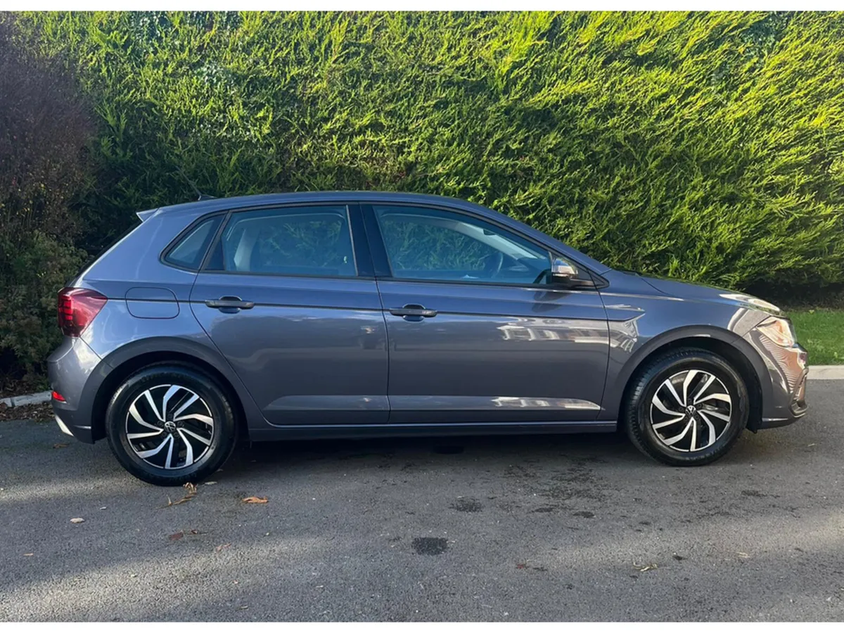 Volkswagen Polo LIFE 1.0 TSI 95BHP MANUAL 5SPEED 5 - Image 2