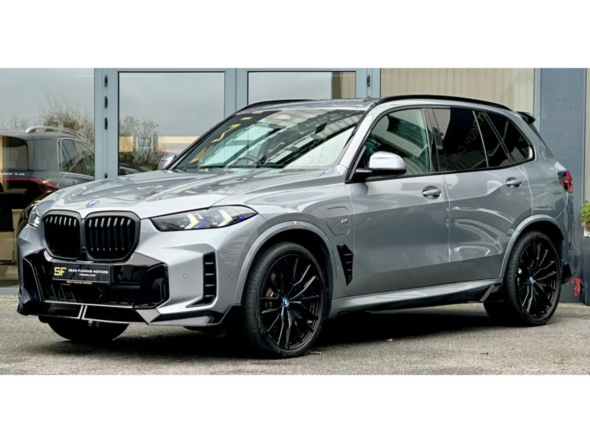 BMW X5 XDRIVE50E M SPORT AUTO - Image 3