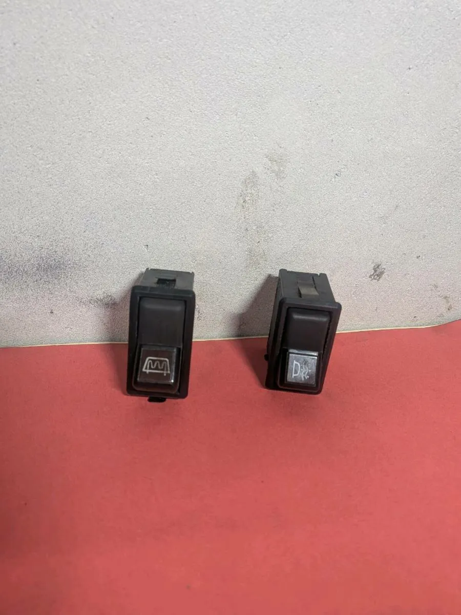 Escort parts - Image 2