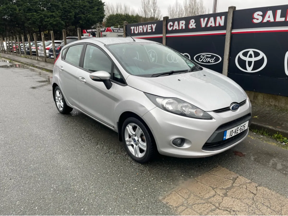 Ford Fiesta STYLE 1.25 82PS 5DR - Image 2