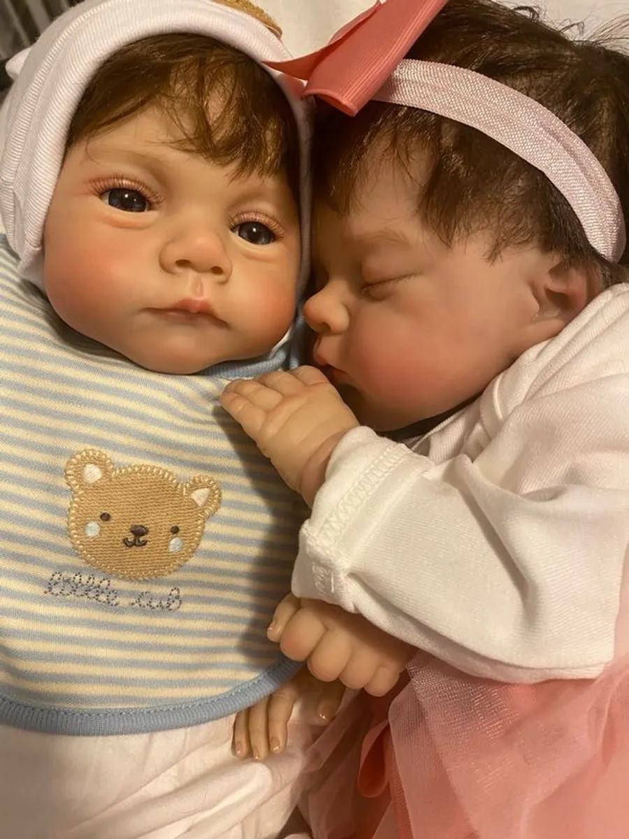 beautiful Xmas reborn twin dolls - Image 1