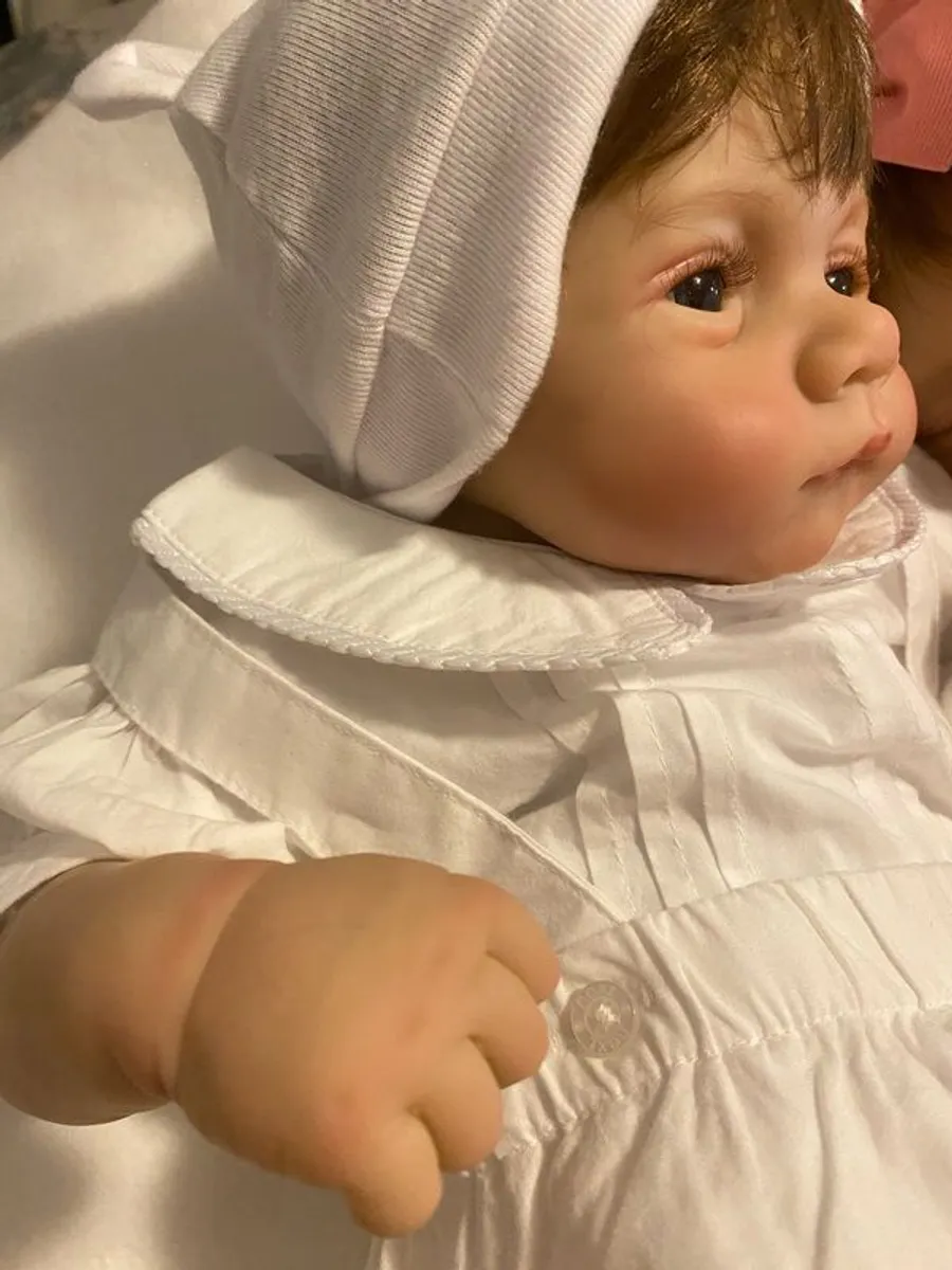 beautiful Xmas reborn twin dolls - Image 3