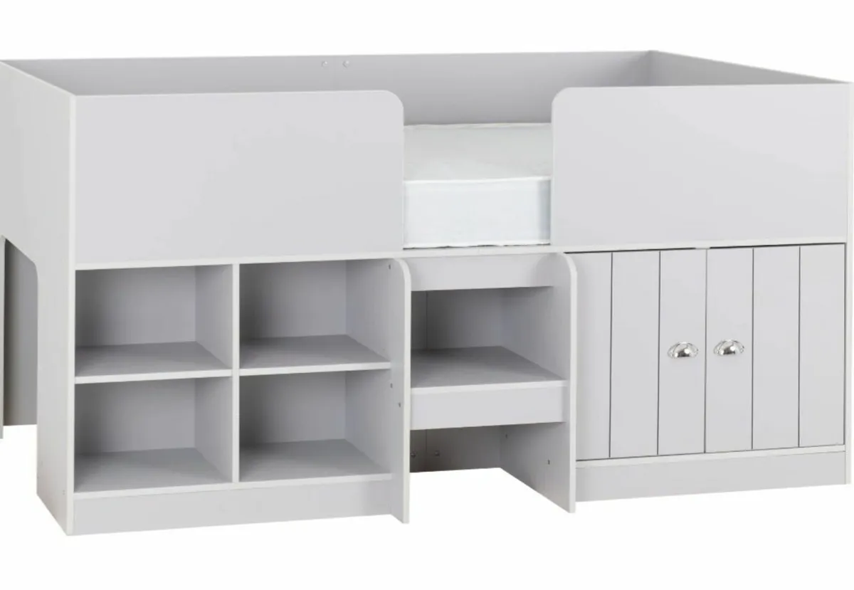 Children bed - Image 1