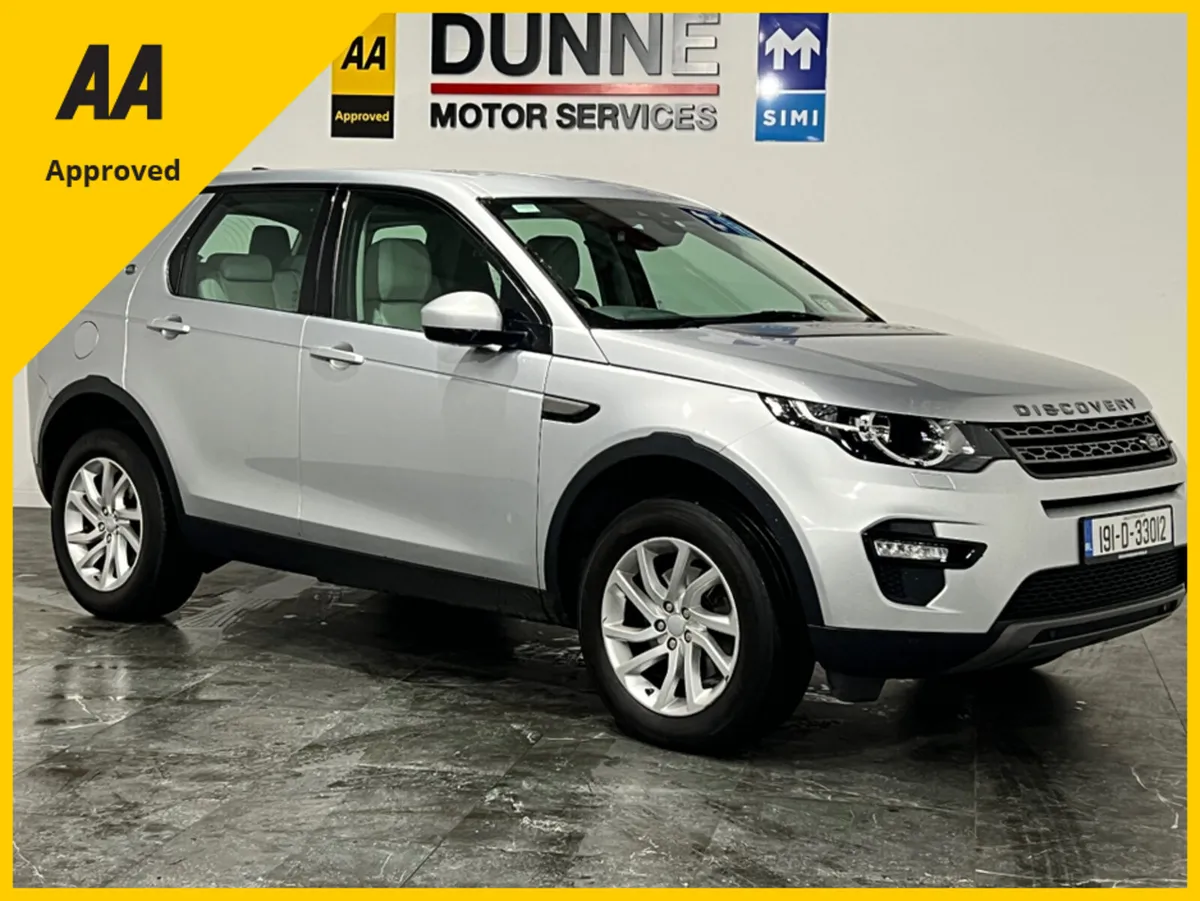 Land Rover Discovery Sport **SE**7 SEATS**AUTO**FU - Image 1