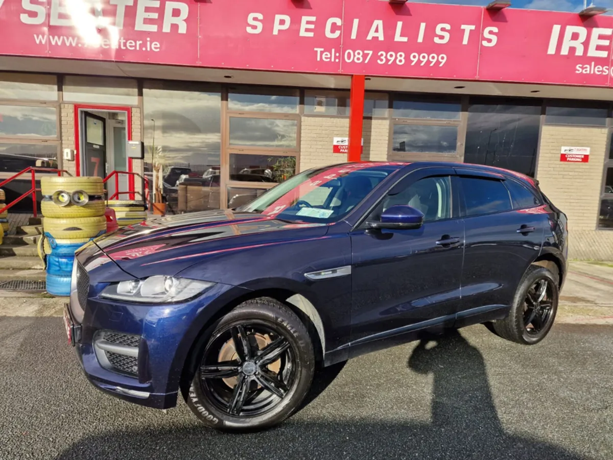 Jaguar F-Pace 2.0 D AWD R-SPORT AUTOMATIC LOW MILE - Image 4