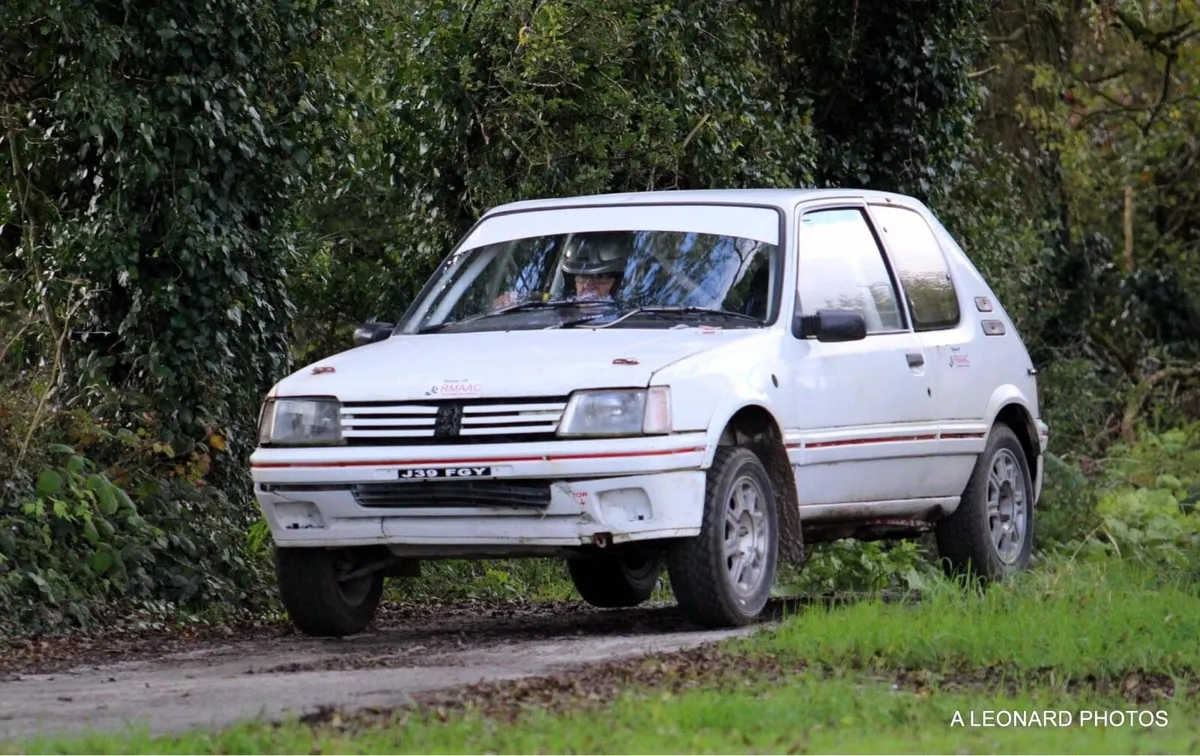 Peugeot 205 gti rally car - Image 4