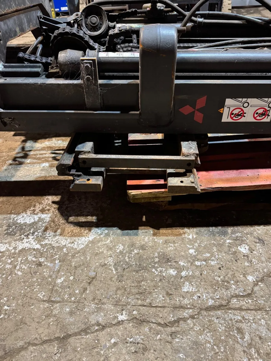 Forklift Mast - Image 2