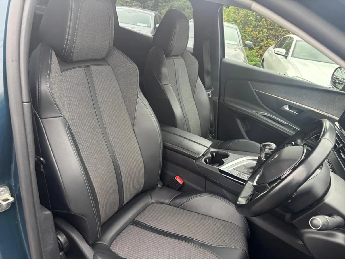 Peugeot 3008 FL ALLURE 1.5 BLUE HDI 13 130 6.2 - Image 4