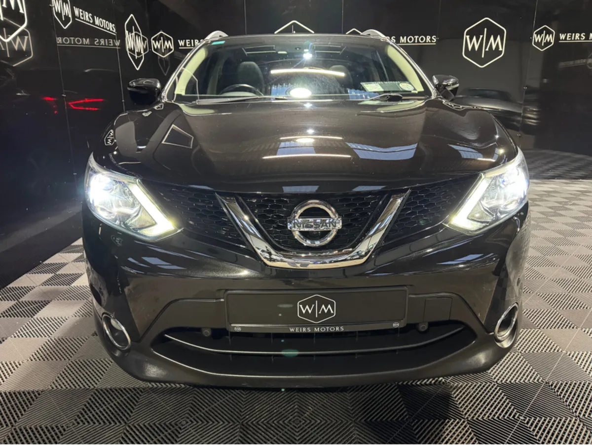 Nissan Qashqai 1.5 DSL SVE+GLASS ROOF E6 4DR - Image 3