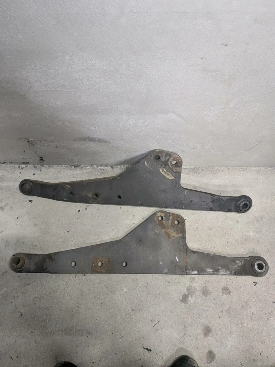 Lift arms Massey Ferguson 399 - Image 2