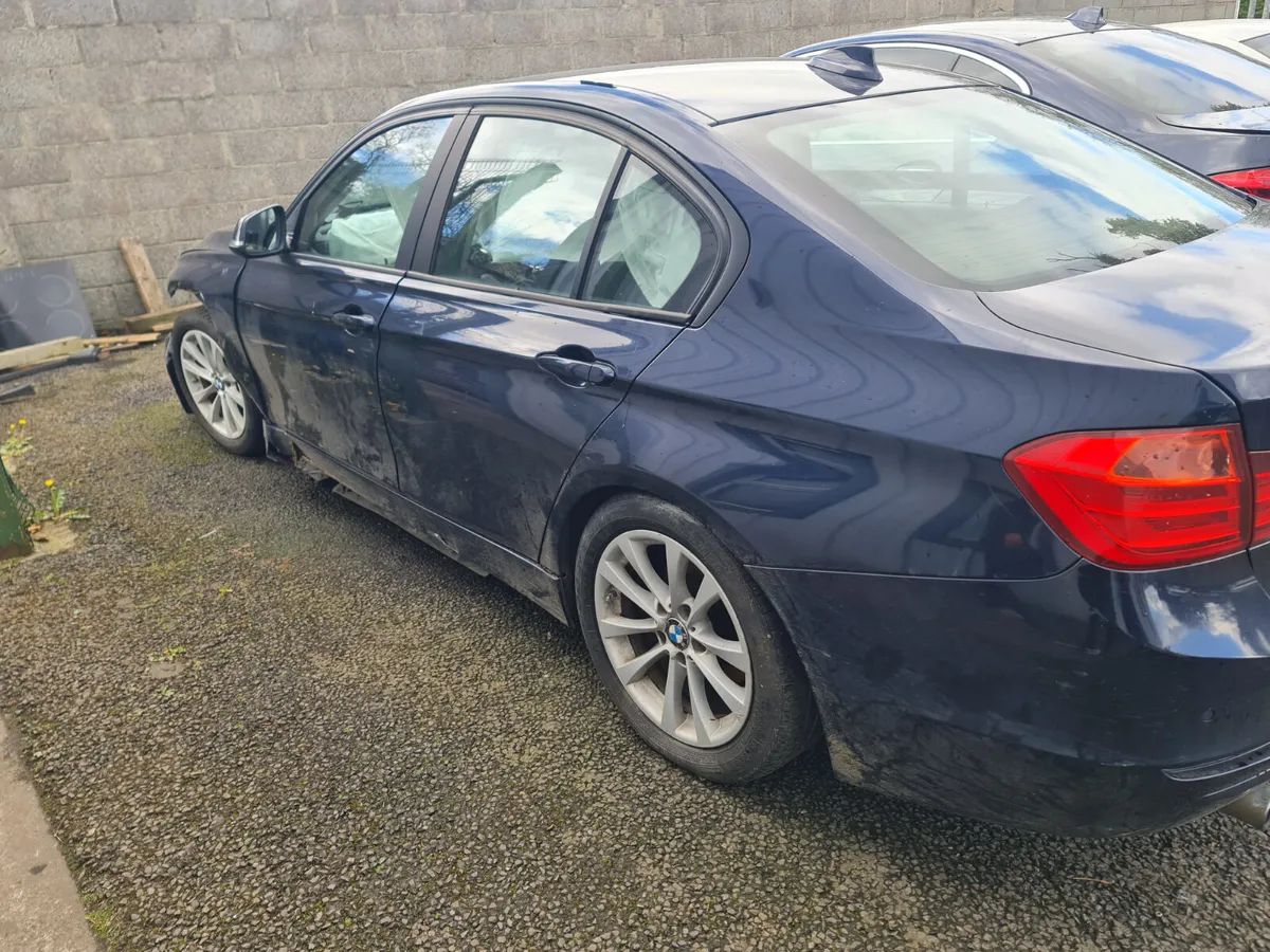 2012 BMW F30 320D SE BREAKING PARTS N47D20C - Image 4