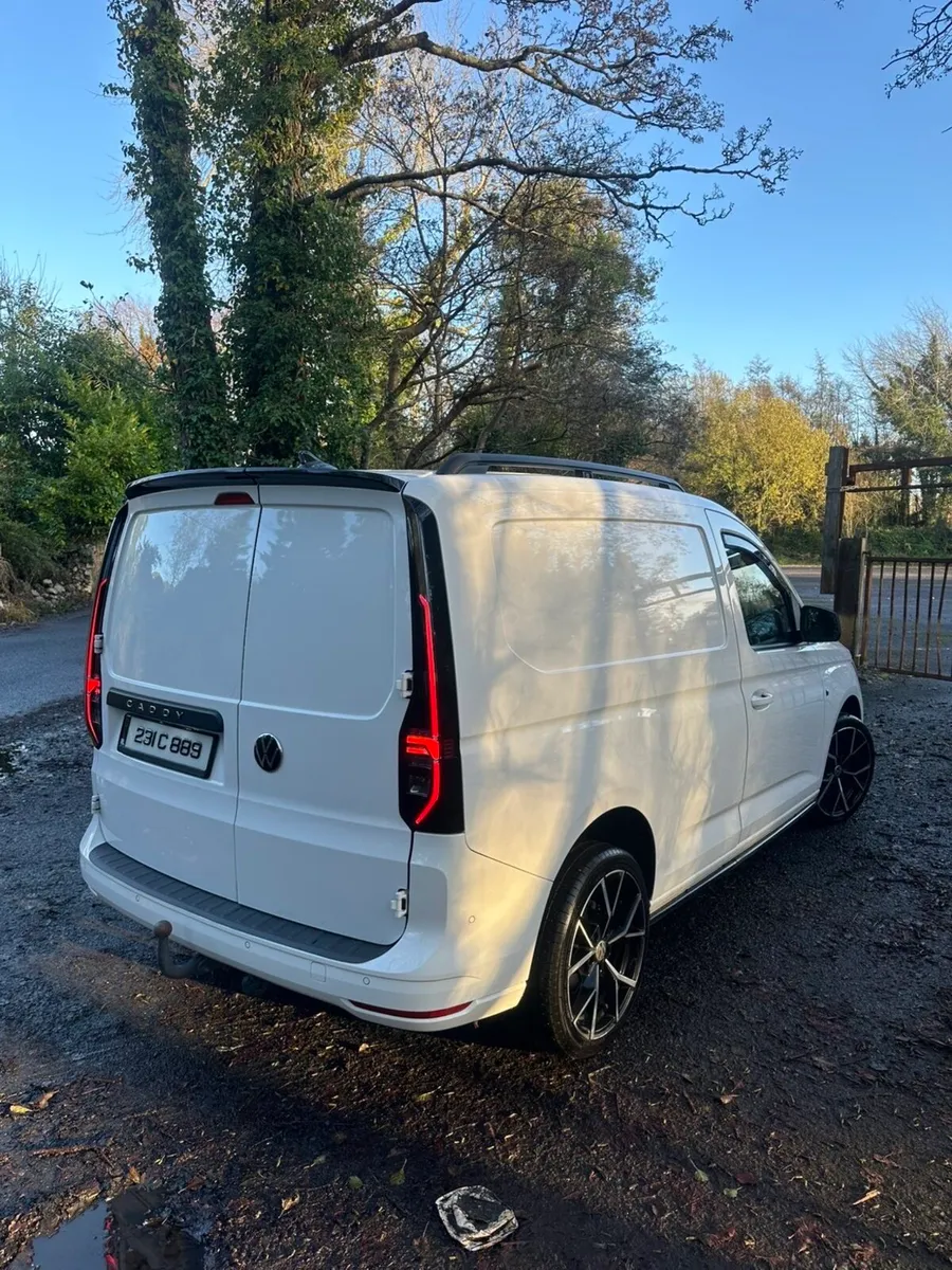 Volkswagen caddy DSG auto Cargo Ed 231 - Image 4