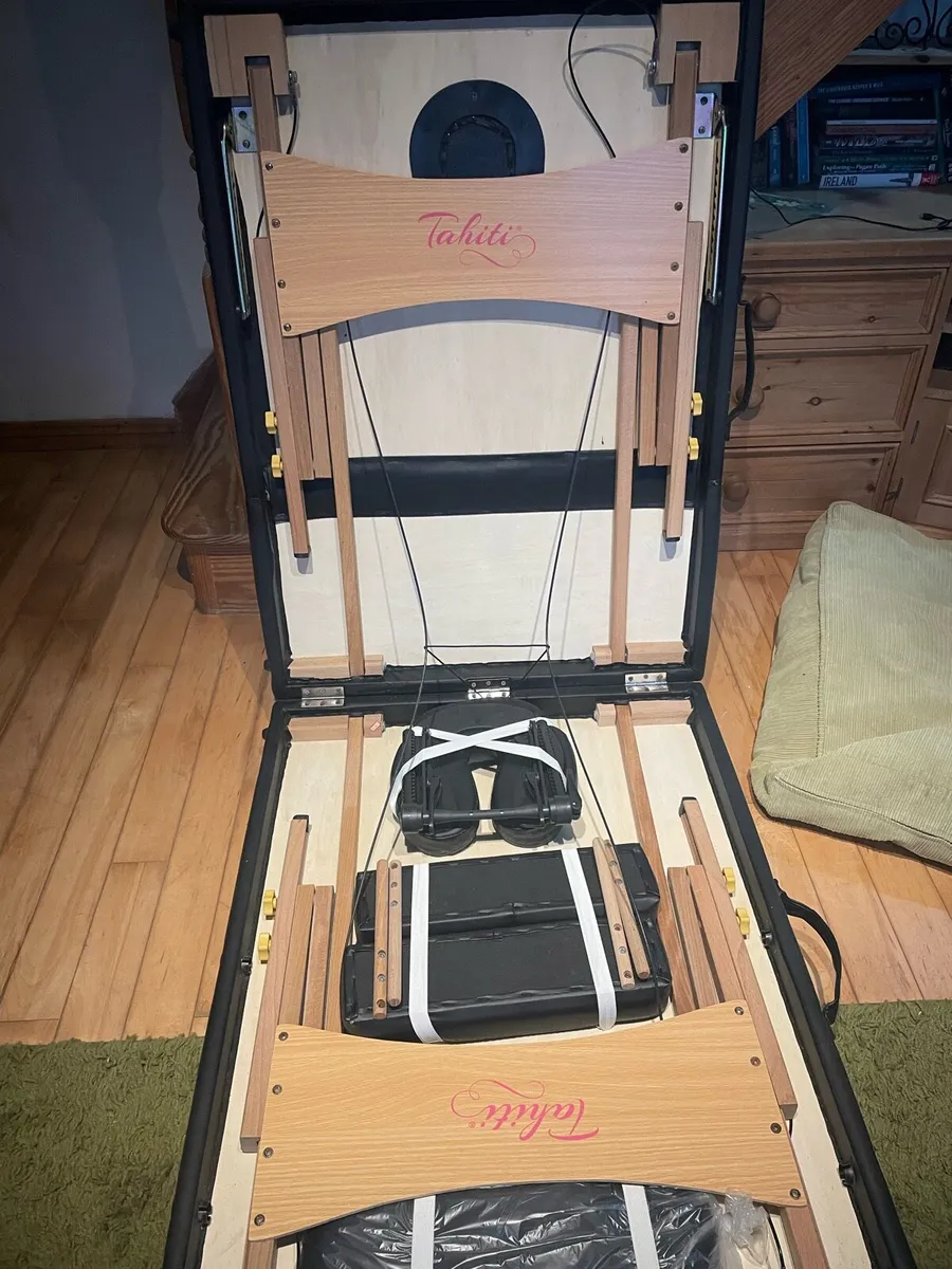 Massage table - Image 2