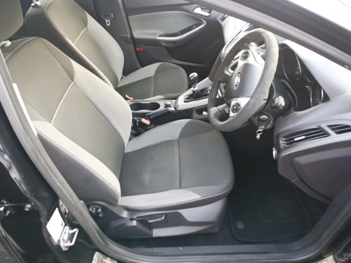 Ford focus estate - Image 3