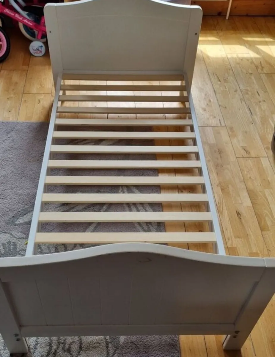 Convertible Cot Toddler Bed - Image 4