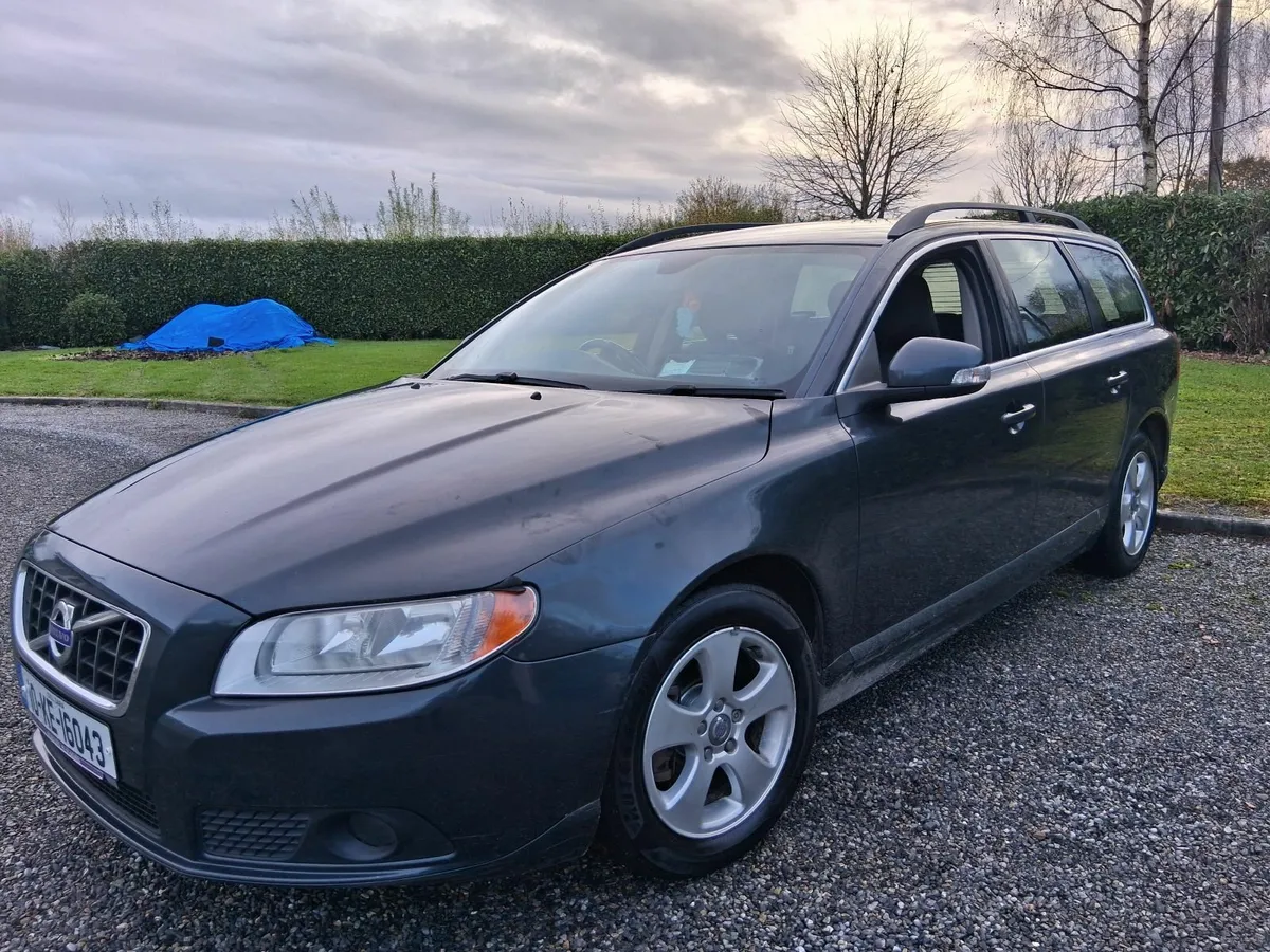 Volvo V70 2010, nct 05/26, excellent to drive - Image 1