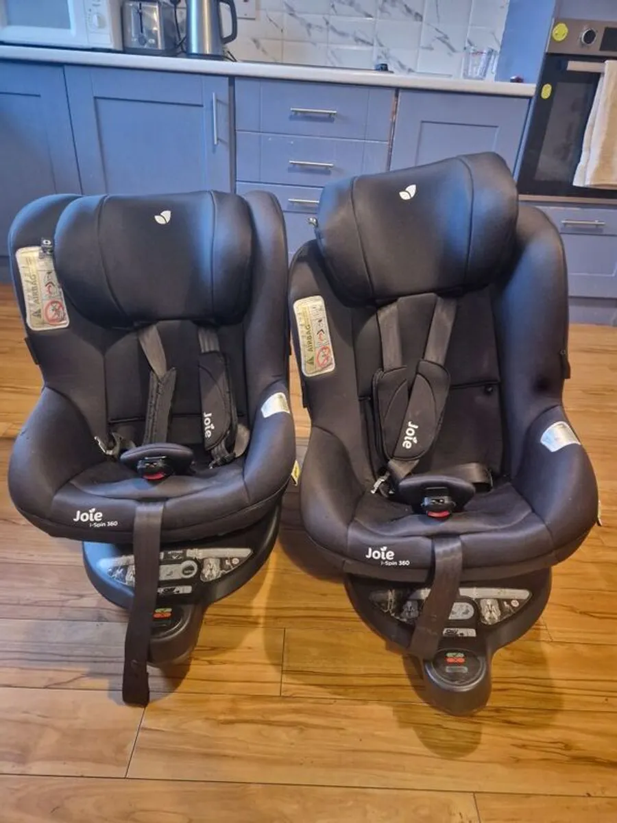 2x Joie i-Spin 360 Car Seats - Image 1