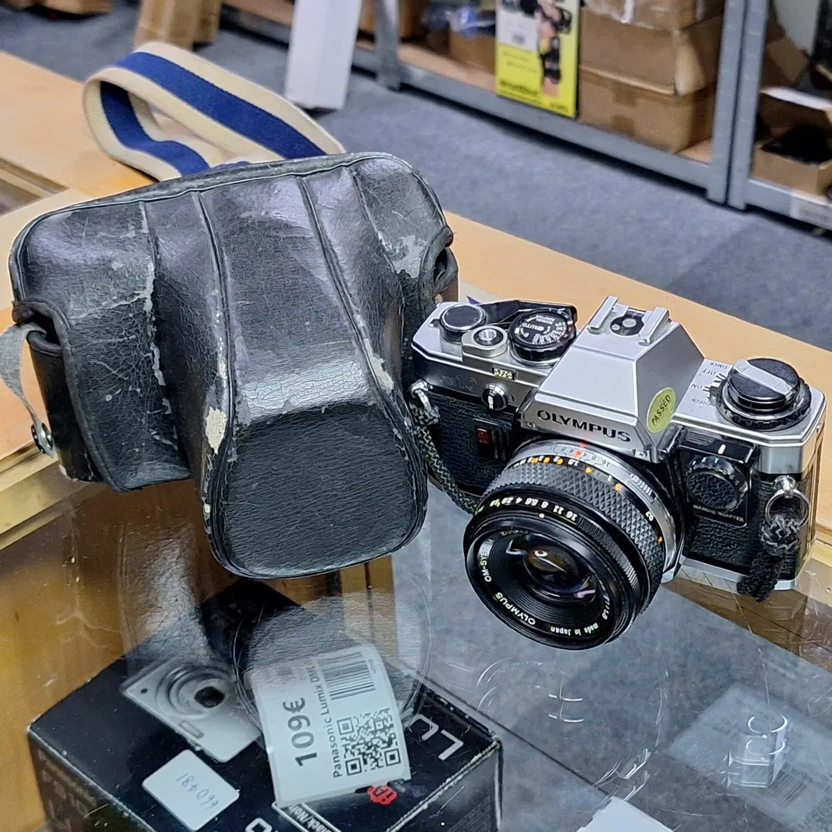 Olympus OM10 OM-System Auto-S 50mm Lens 35mm Film - Image 2