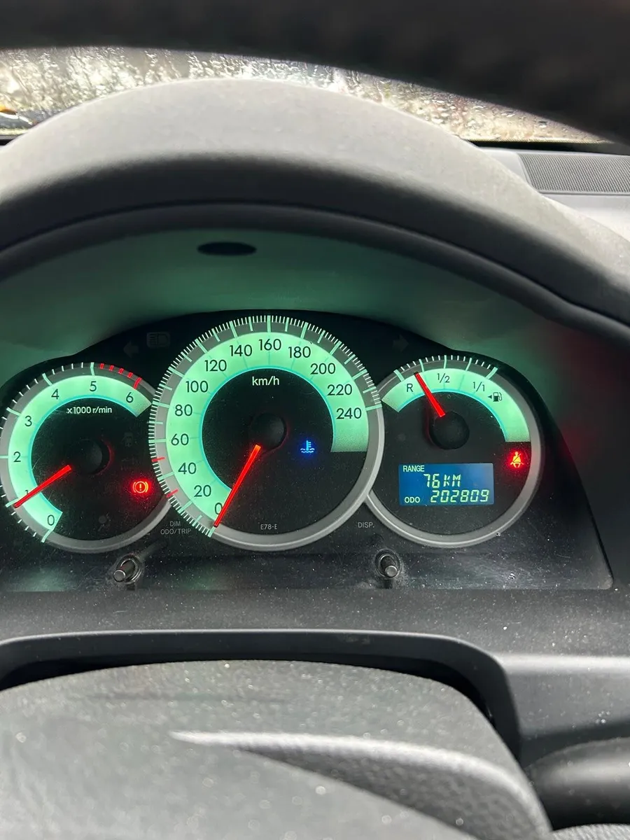 Toyota Corolla 2009 - Image 2