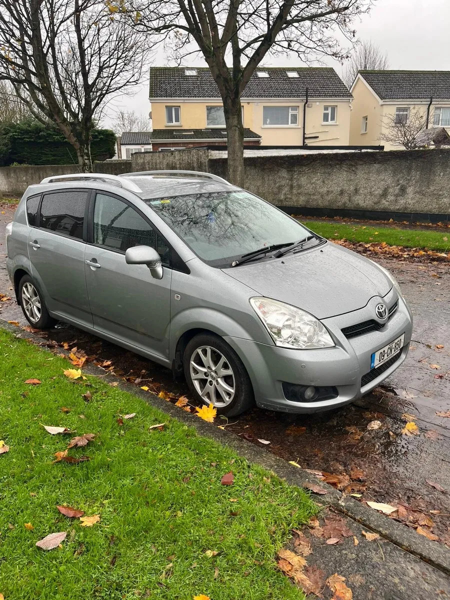 Toyota Corolla 2009 - Image 3