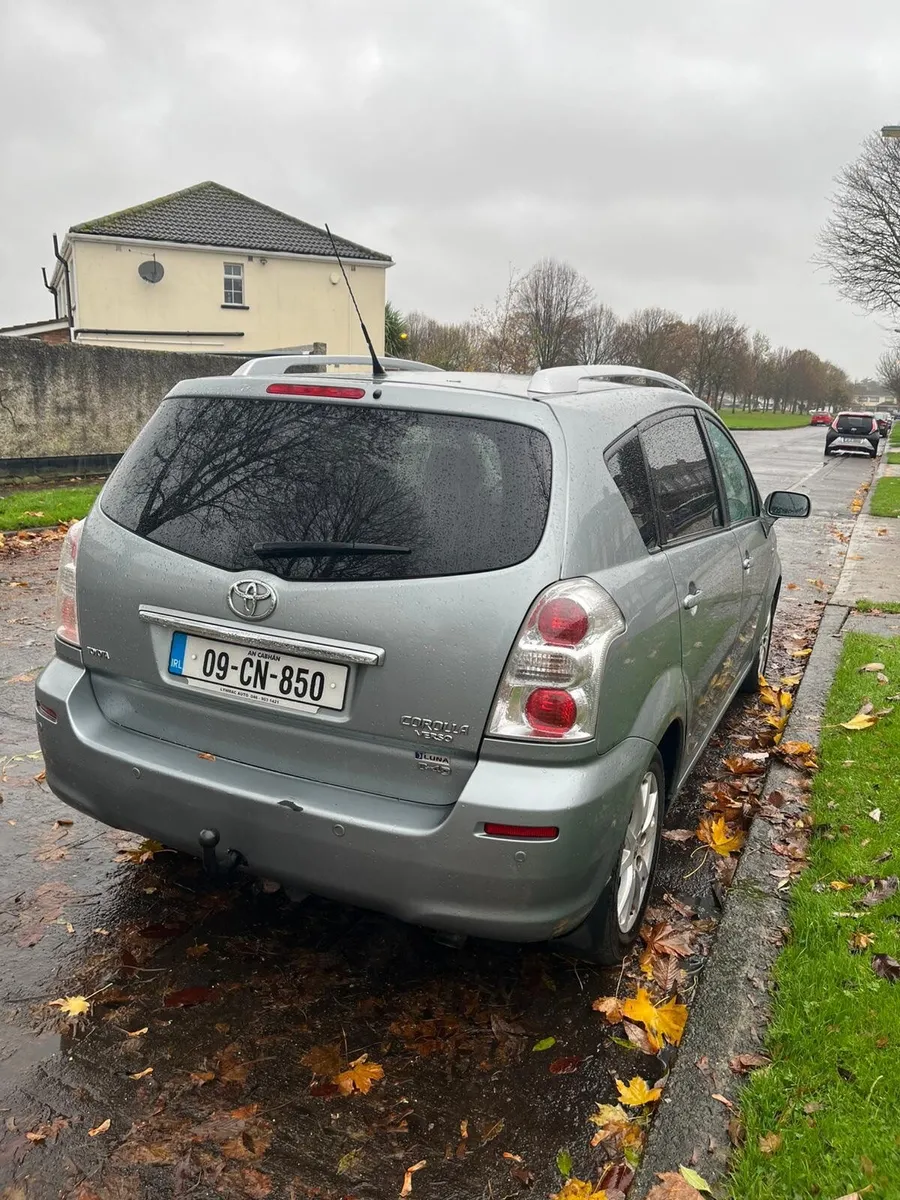 Toyota Corolla 2009 - Image 4